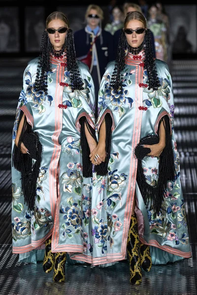 Look 51